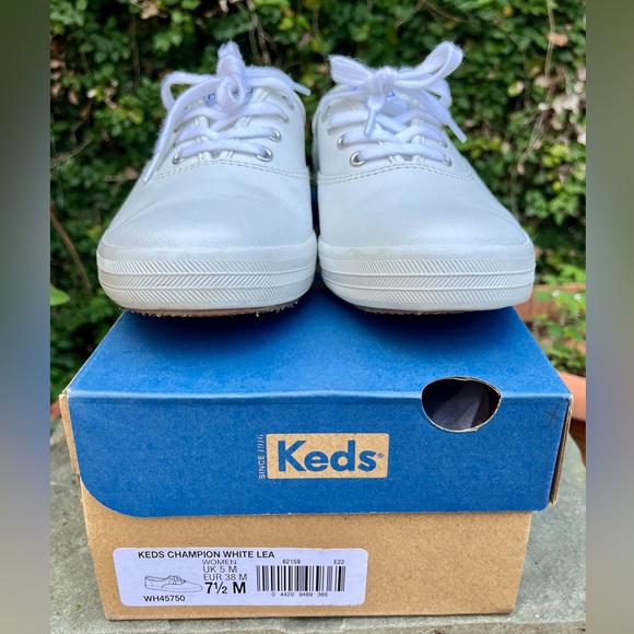 Keds LEATHER women’s Champion White Sneakers - display model - Picture 2 of 8